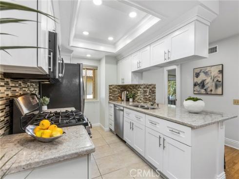 25183 Oak Canyon , Lake Forest, CA