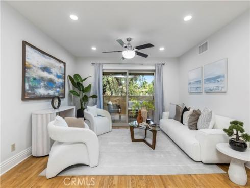 25183 Oak Canyon , Lake Forest, CA
