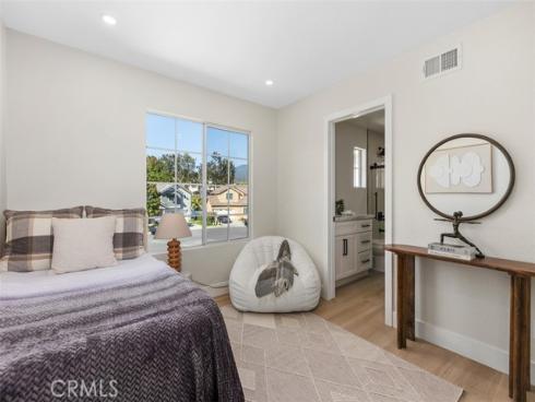 5 Chatri Circle, Lake Forest, CA
