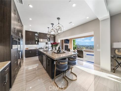 1132 Summit Oak , Lake Forest, CA