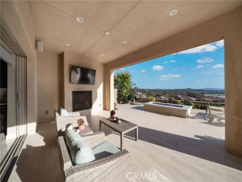 1132 Summit Oak , Lake Forest, CA