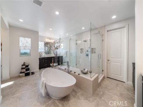 1132 Summit Oak , Lake Forest, CA