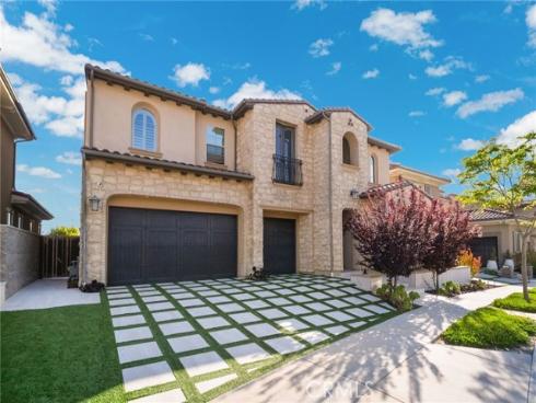 1132 Summit Oak , Lake Forest, CA