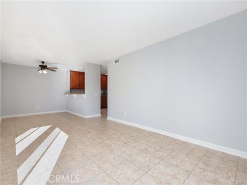 25701 View Pointe 8C , Lake Forest, CA