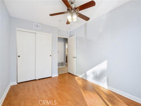 25701 View Pointe 8C , Lake Forest, CA