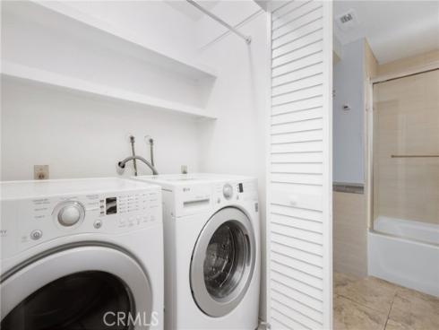 25701 View Pointe 8C , Lake Forest, CA