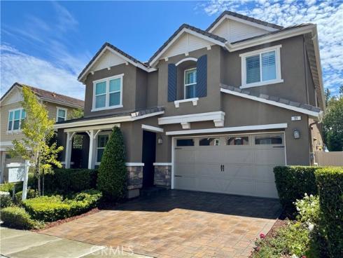 11 Silver Spruce Court, Lake Forest, CA