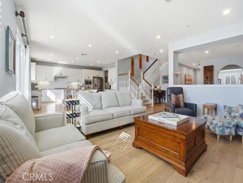 11 Silver Spruce Court, Lake Forest, CA