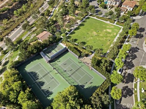 27  Heron  , Lake Forest, CA