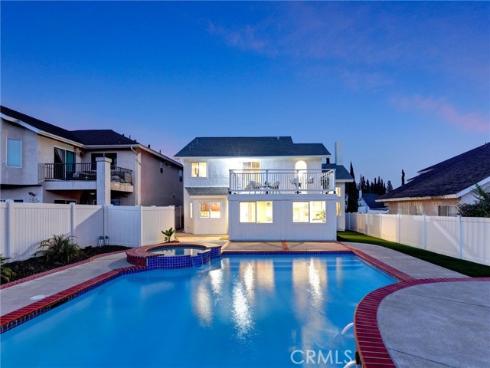 21095 Skylark Drive, Lake Forest, CA