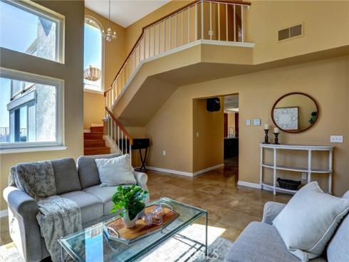 21095 Skylark Drive, Lake Forest, CA