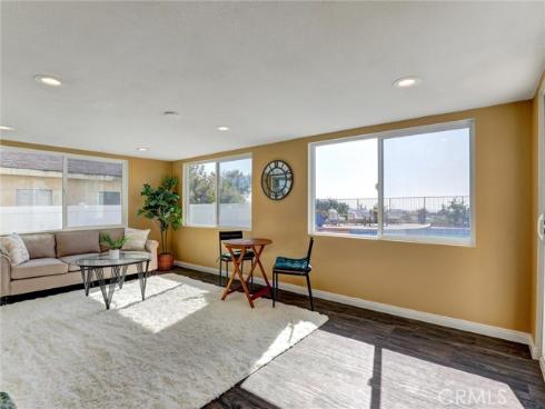 21095 Skylark Drive, Lake Forest, CA