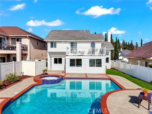 21095 Skylark Drive, Lake Forest, CA