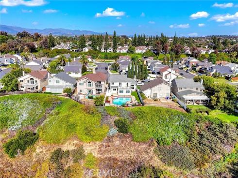21095 Skylark Drive, Lake Forest, CA