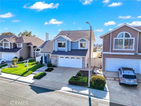 21095 Skylark Drive, Lake Forest, CA