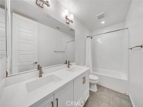 182  Finch  , Lake Forest, CA