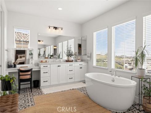 1716 Sonora Creek , Lake Forest, CA