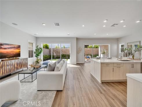 140 Walworth , Lake Forest, CA