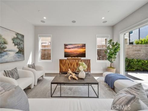 140 Walworth , Lake Forest, CA