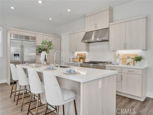 140 Walworth , Lake Forest, CA