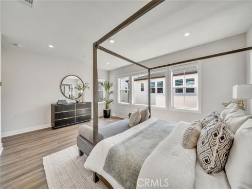 140 Walworth , Lake Forest, CA