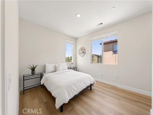 566 Catalonia , Lake Forest, CA