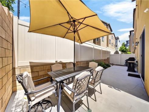 566 Catalonia , Lake Forest, CA