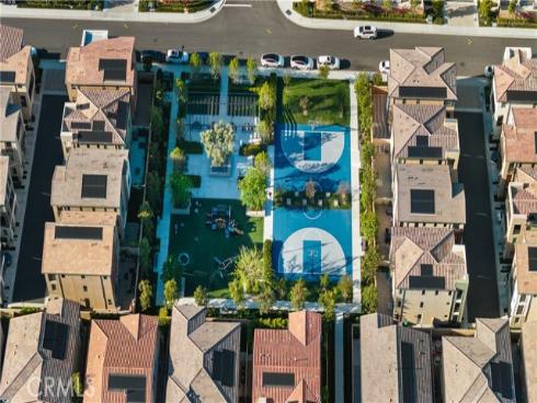 566 Catalonia , Lake Forest, CA