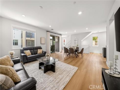 566 Catalonia , Lake Forest, CA