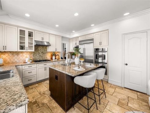 19151 Red Bluff Dr , Lake Forest, CA