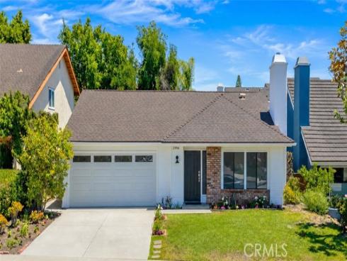 23456 White Dove Dr , Lake Forest, CA