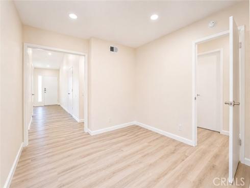 23456 White Dove Dr , Lake Forest, CA
