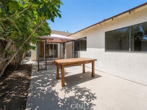 23456 White Dove Dr , Lake Forest, CA