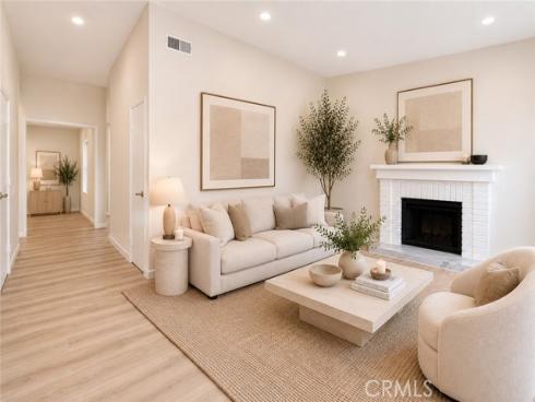 23456 White Dove Dr , Lake Forest, CA