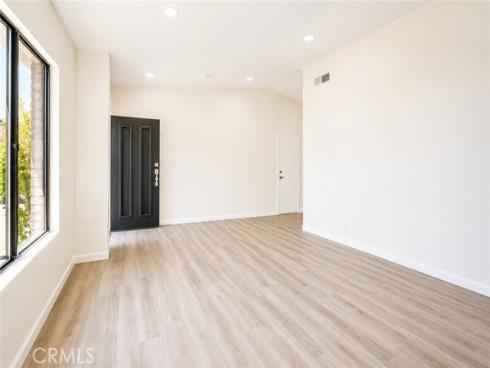 23456 White Dove Dr , Lake Forest, CA