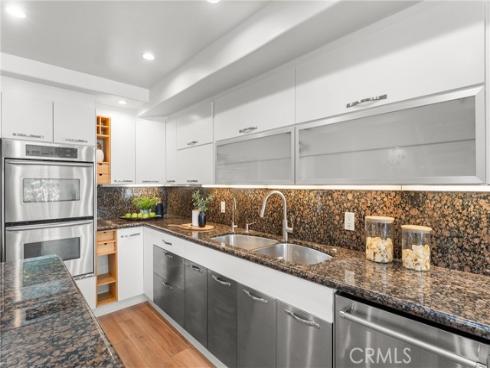 21886 Winnebago , Lake Forest, CA