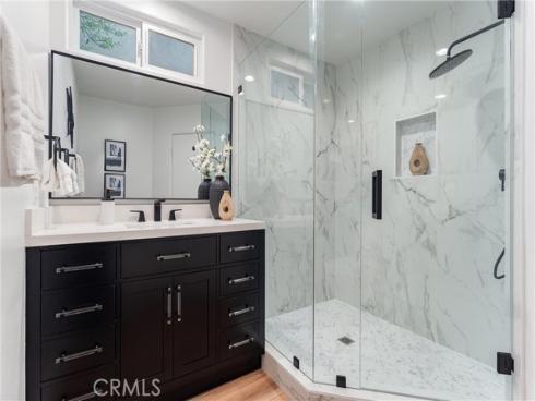 21886 Winnebago , Lake Forest, CA