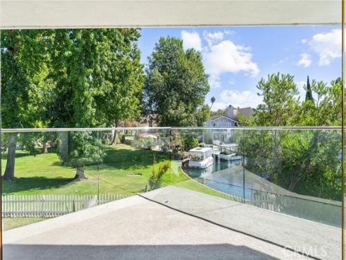 21886 Winnebago , Lake Forest, CA