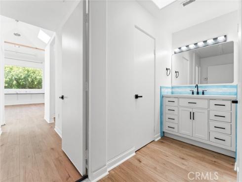 21886 Winnebago , Lake Forest, CA