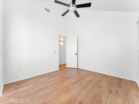 21886 Winnebago , Lake Forest, CA