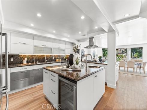 21886 Winnebago , Lake Forest, CA
