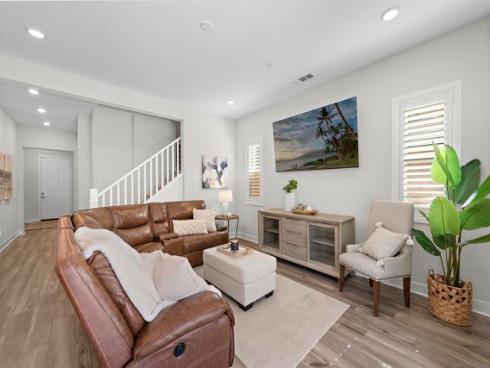 624 Pelion , Lake Forest, CA