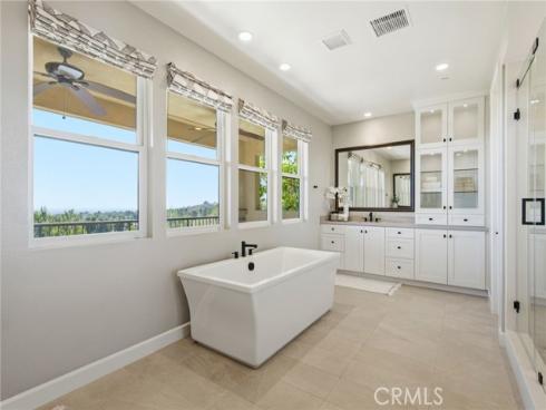 17 Ponte , Lake Forest, CA