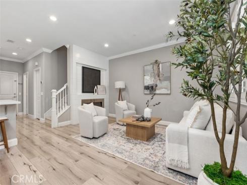 604 El Paseo , Lake Forest, CA