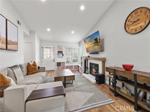 21155 Larchmont , Lake Forest, CA