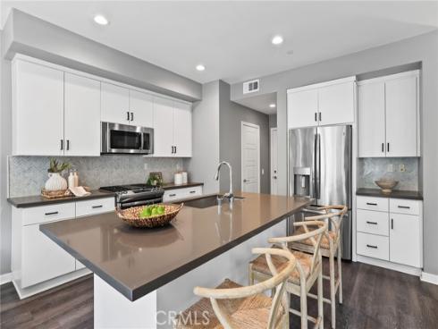 71 Prominence , Lake Forest, CA