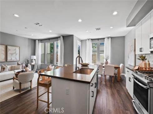 71 Prominence , Lake Forest, CA