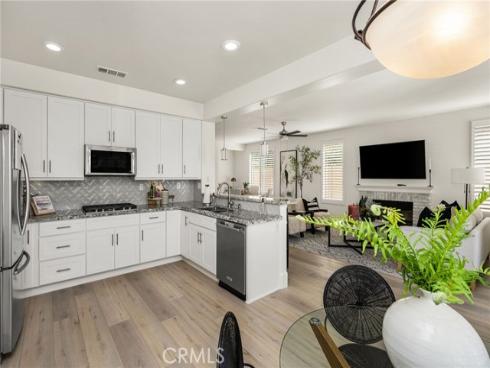 25  La Perla  , Lake Forest, CA
