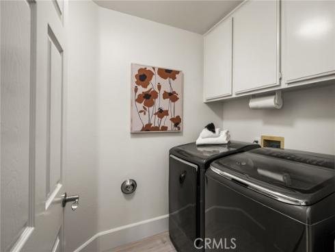 25  La Perla  , Lake Forest, CA