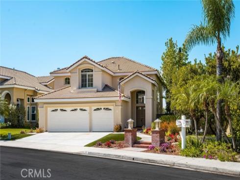 25  La Perla  , Lake Forest, CA